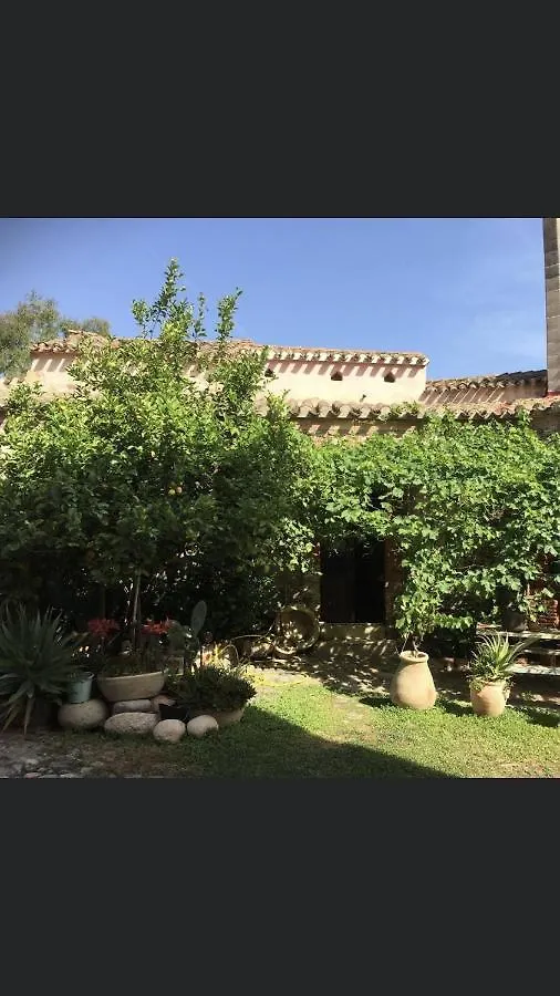Frühstückspension Il Portico Guesthouse Muravera Italien