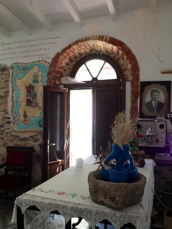 Il Portico Guesthouse Muravera Bed & Breakfast
